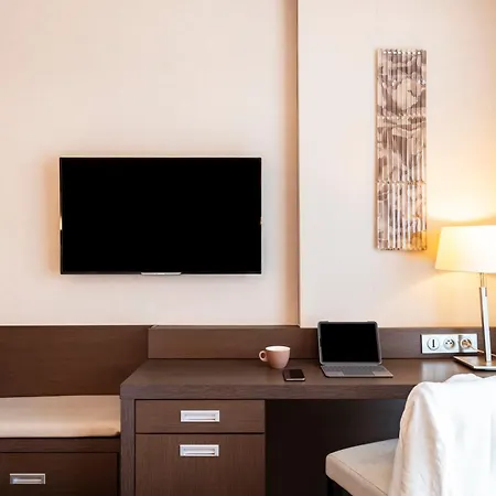Mercure Bayeux Omaha 4*
