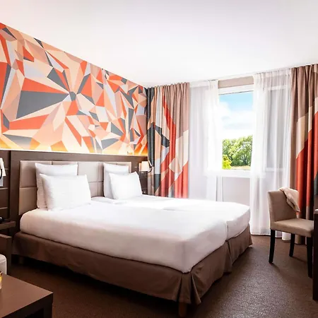 Hotel Mercure Bayeux Omaha Port-en-Bessin-Huppain