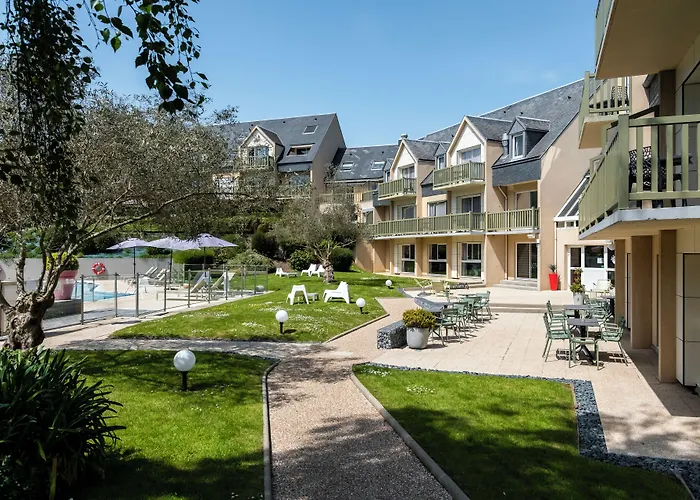 Hotel Mercure Bayeux Omaha Port-en-Bessin-Huppain