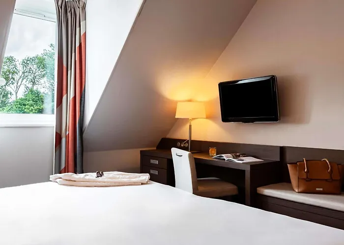 Mercure Bayeux Omaha Hotel