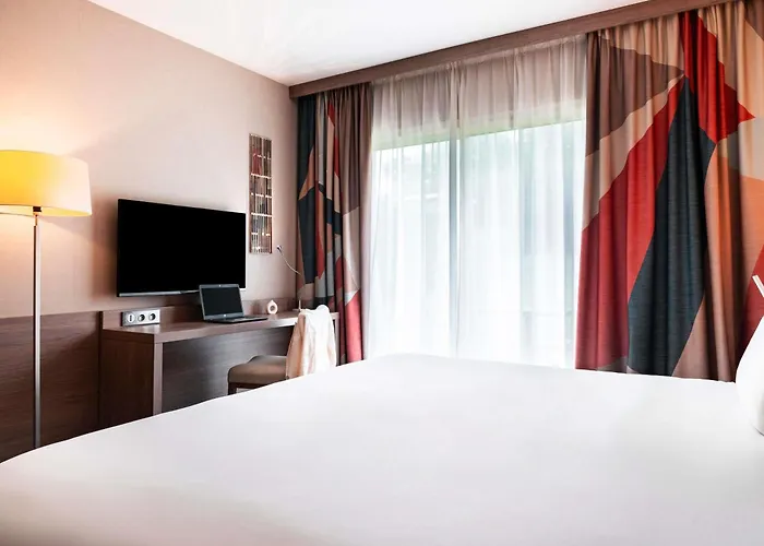 Mercure Bayeux Omaha 4* Port-en-Bessin-Huppain