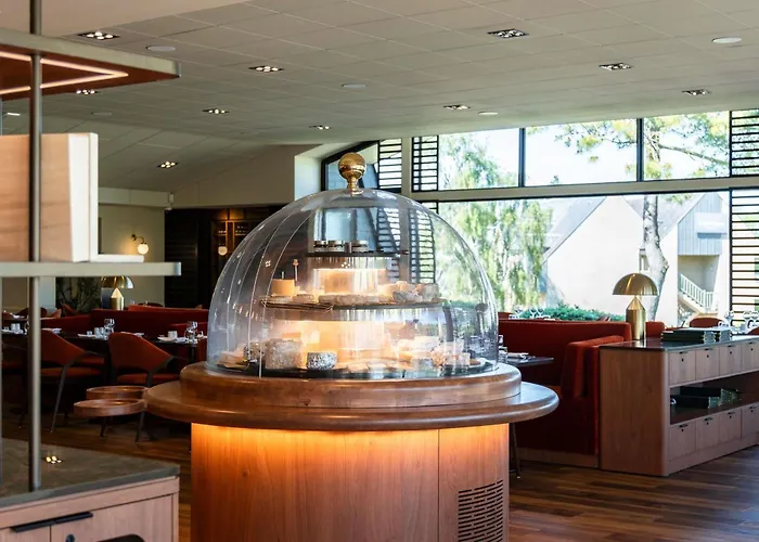 Mercure Bayeux Omaha Hotel Port-en-Bessin-Huppain