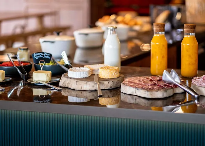 Hotel Mercure Bayeux Omaha Port-en-Bessin-Huppain