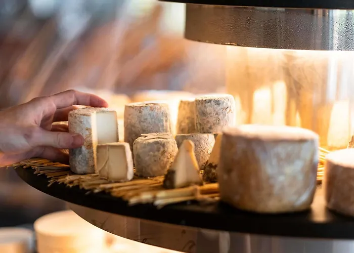 Hotel Mercure Bayeux Omaha Port-en-Bessin-Huppain