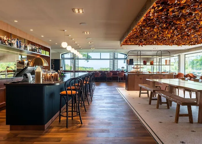 Hotel Mercure Bayeux Omaha Port-en-Bessin-Huppain