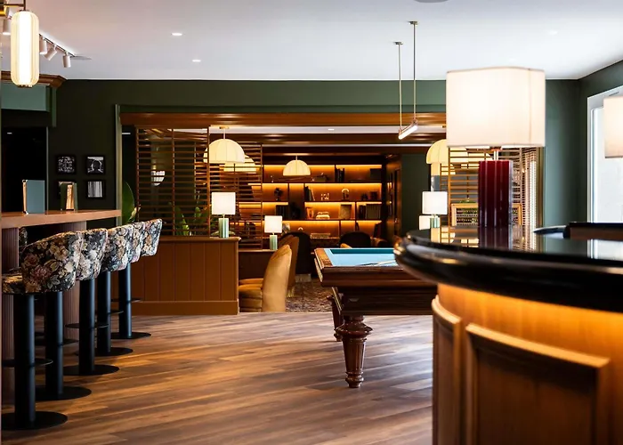 Hotel Mercure Bayeux Omaha Port-en-Bessin-Huppain